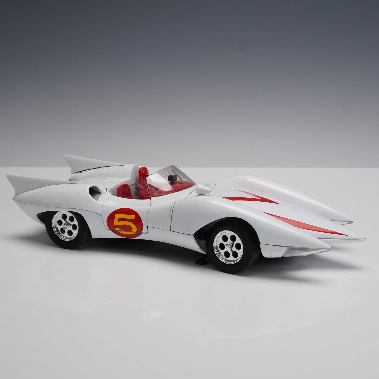 Speed Racer Mach 5 Model Car, ERTL Die-Cast, White with Red Detail (1 of 8)