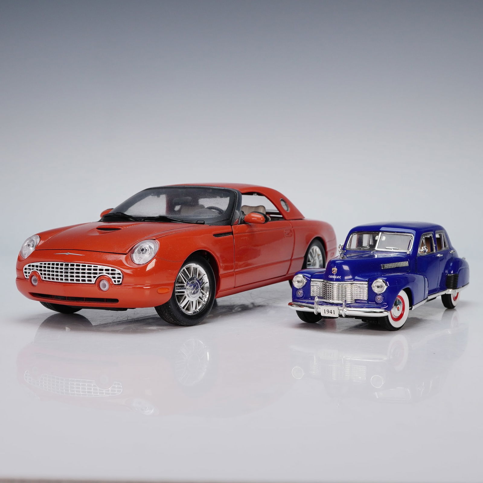 2pc Die-Cast Model Cars, 2002 Ford Thunderbird and 1941 Cadillac (1 of 10)