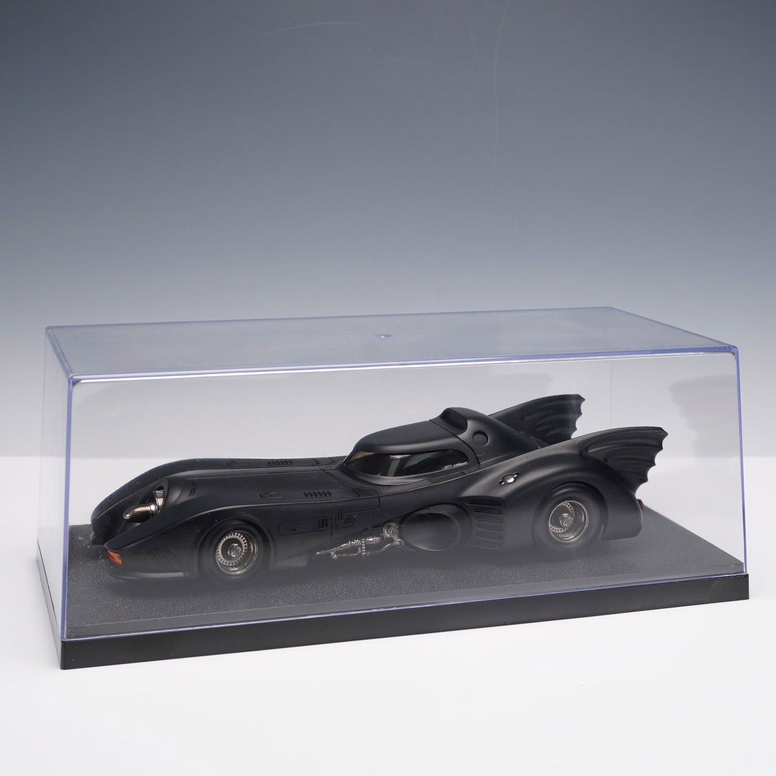 Hot Wheels Batmobile Die-Cast Model Car (1 of 9)