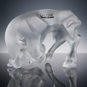 Lalique Auroch Taureau Frosted Glass Bull Figurine
