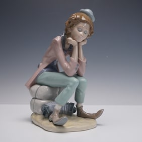 Lladro Porcelain Figurine, Clown Thinking 01005058