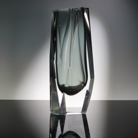 Murano Mandruzzato Sommerso Vase