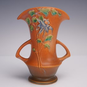 Roseville Pottery Columbine Vase,16-7