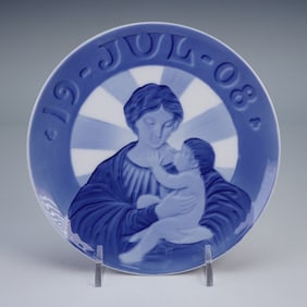 Royal Copenhagen 1908 Madonna with Child Annual Christmas Plate