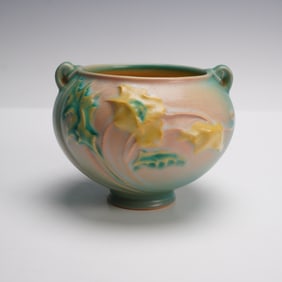 Roseville Pottery Poppy Jardiniere, 642-3
