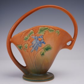 Roseville Pottery Columbine Brown Basket 366-8