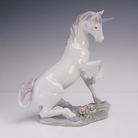 Lladro Porcelain Figurine, Magical Unicorn 1007697