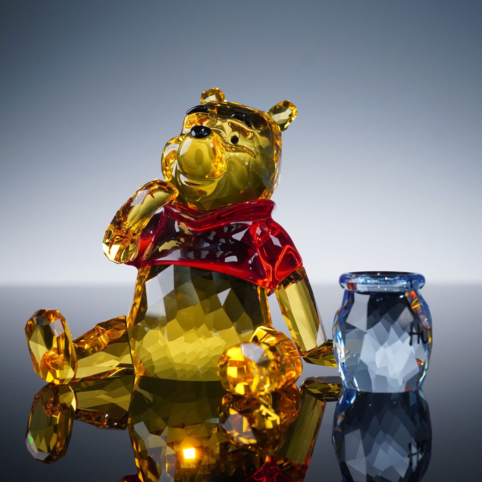 Swarovski Disney Crystal Figurine, Winnie The Pooh (1 of 6)
