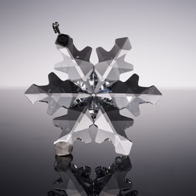 Swarovski Crystal 2012 Christmas Ornament Little Snowflake 1139969