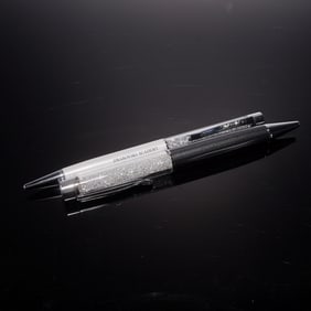 2pc Swarovski Crystal Feature Pen Set , Black and White