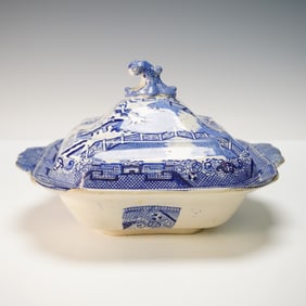 England Double-Handled Covered Soup Tureen, Blue Willow