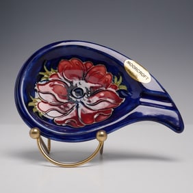 Moorcroft Pottery Ashtray, Anemone