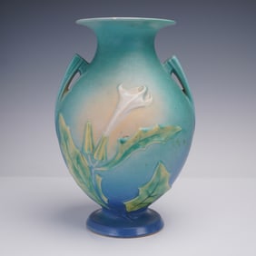 Roseville Pottery Thornapple Blue Vase 821-10