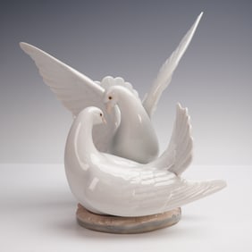 Lladro Porcelain Figurine, Love Nest, 01006291