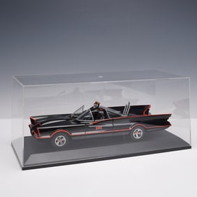 Hot Wheels 1:18 Batman Classic TV Series Batmobile