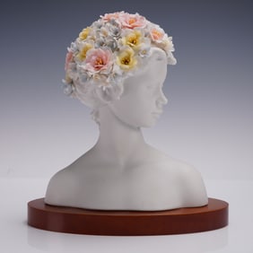 Lladro Porcelain Figurine, Spring Lady 1011670
