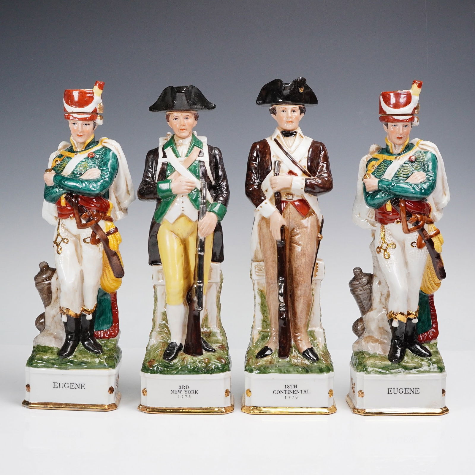 4pc Arnart Imports-Grenadier Spirits Porcelain Military Decanter Figurines (1 of 7)