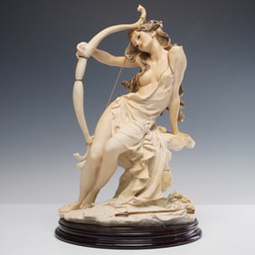 Giuseppe Armani Porcelain Figurine, Diana