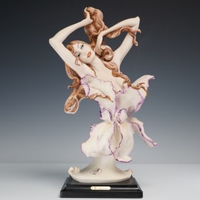 Giuseppe Armani Porcelain Collectors Society Bust Figurine, Awakening