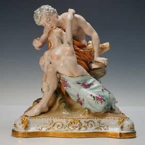 FC Collection Porcelain Figurine, Lovers Embrace