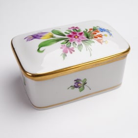 Herend Porcelain Covered Box, Printemps