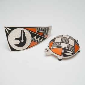 2pc Acoma Pueblo Pottery Figures, Turtle & Whale Motif