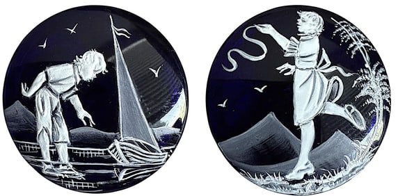 A small card of Mary Gregory style glass buttons