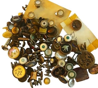 A large bag lot of stud style buttons
