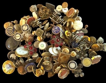 A large bag lot of stud style buttons