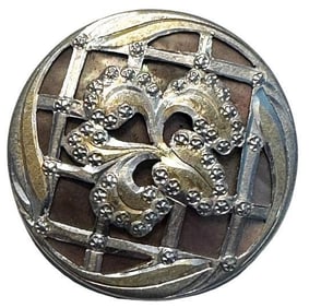 A rare division one pearl background button