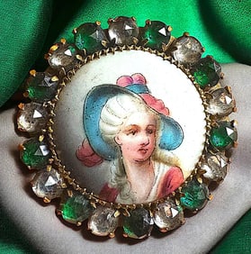 A division one pictorial porcelain button