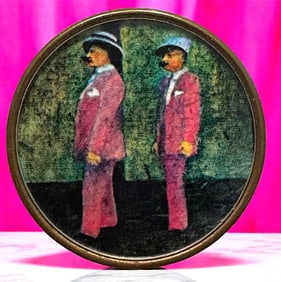 A division three studio artist pictorial button