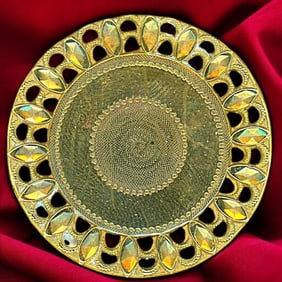 A small card of division one copper buttons