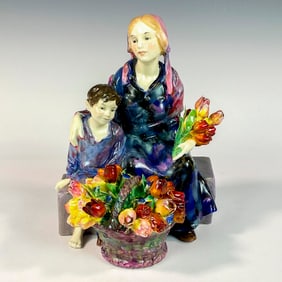 Young Widow HN1399 - Royal Doulton Figurine