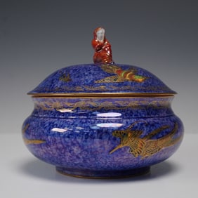 2pc Wedgwood Fairyland Lustre Powder Box, Flying Humming Birds Z5294