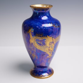 Wedgwood Fairyland Lustre Vase, Celestial Dragon Z4829