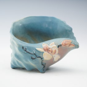 Roseville Pottery Magnolia Conch Shell