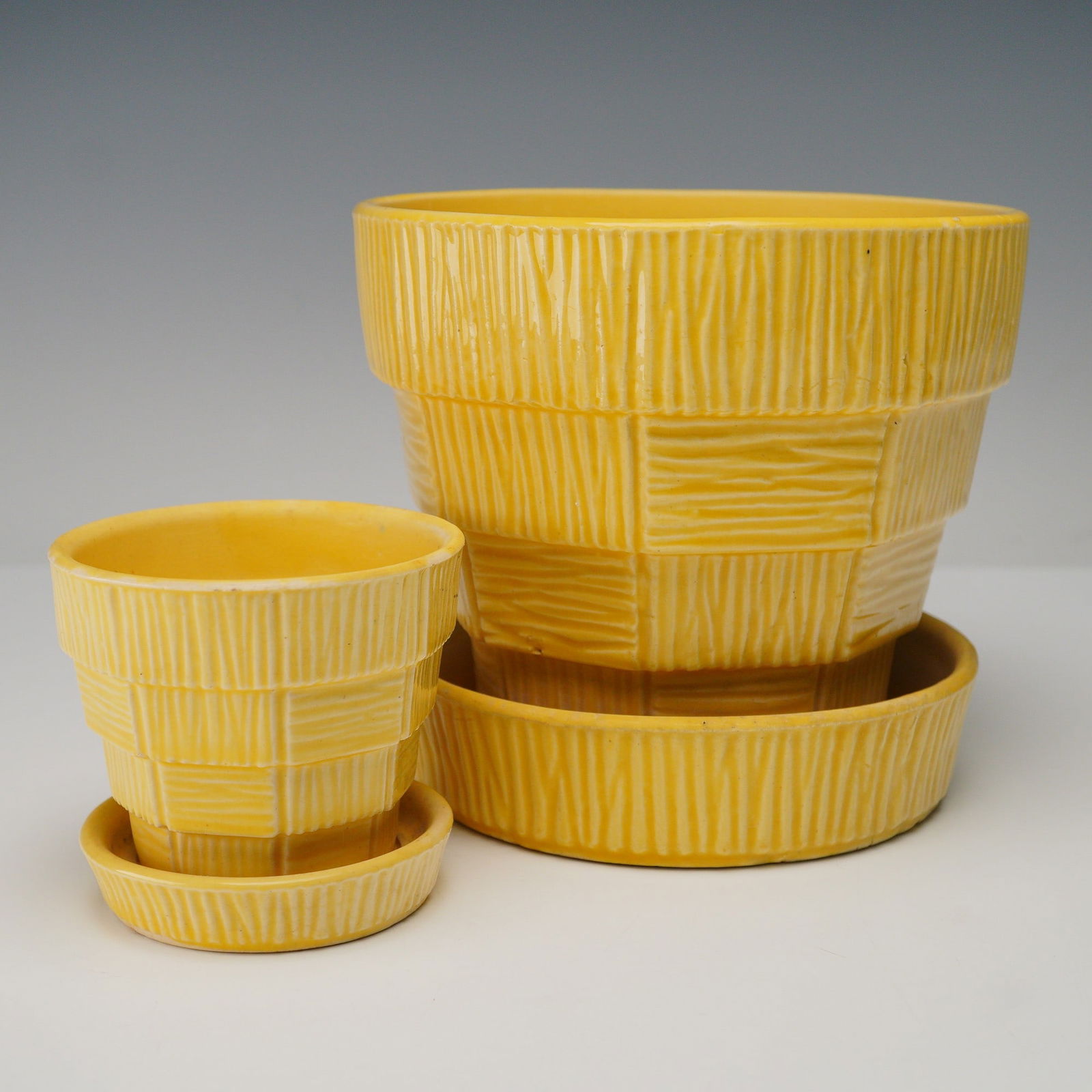 2pc McCoy Yellow Flower Pots with Saucer (1 of 4)
