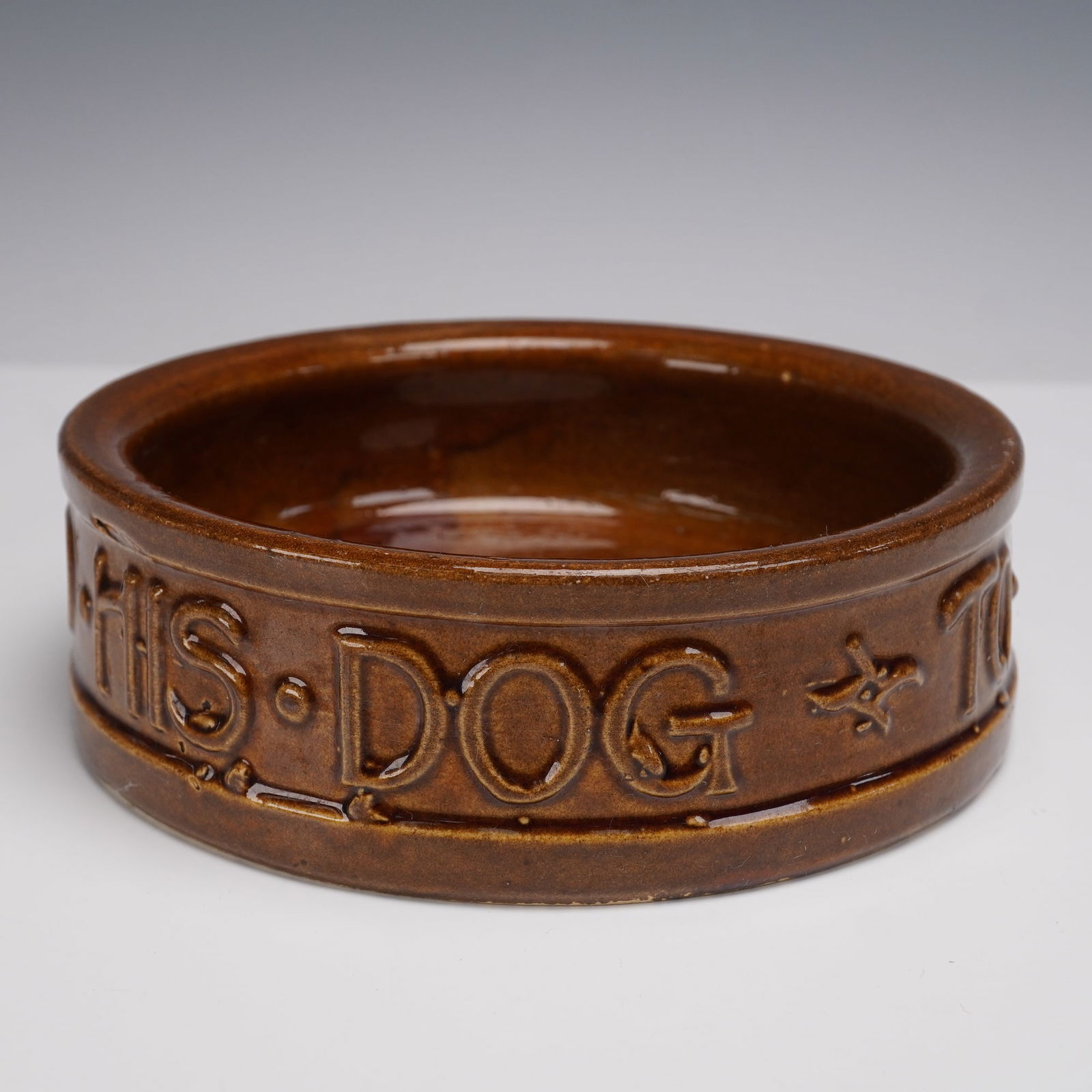 1940s McCoy American Pottery Dog Food Bowl, To Man's Best Friend (1 of 4)