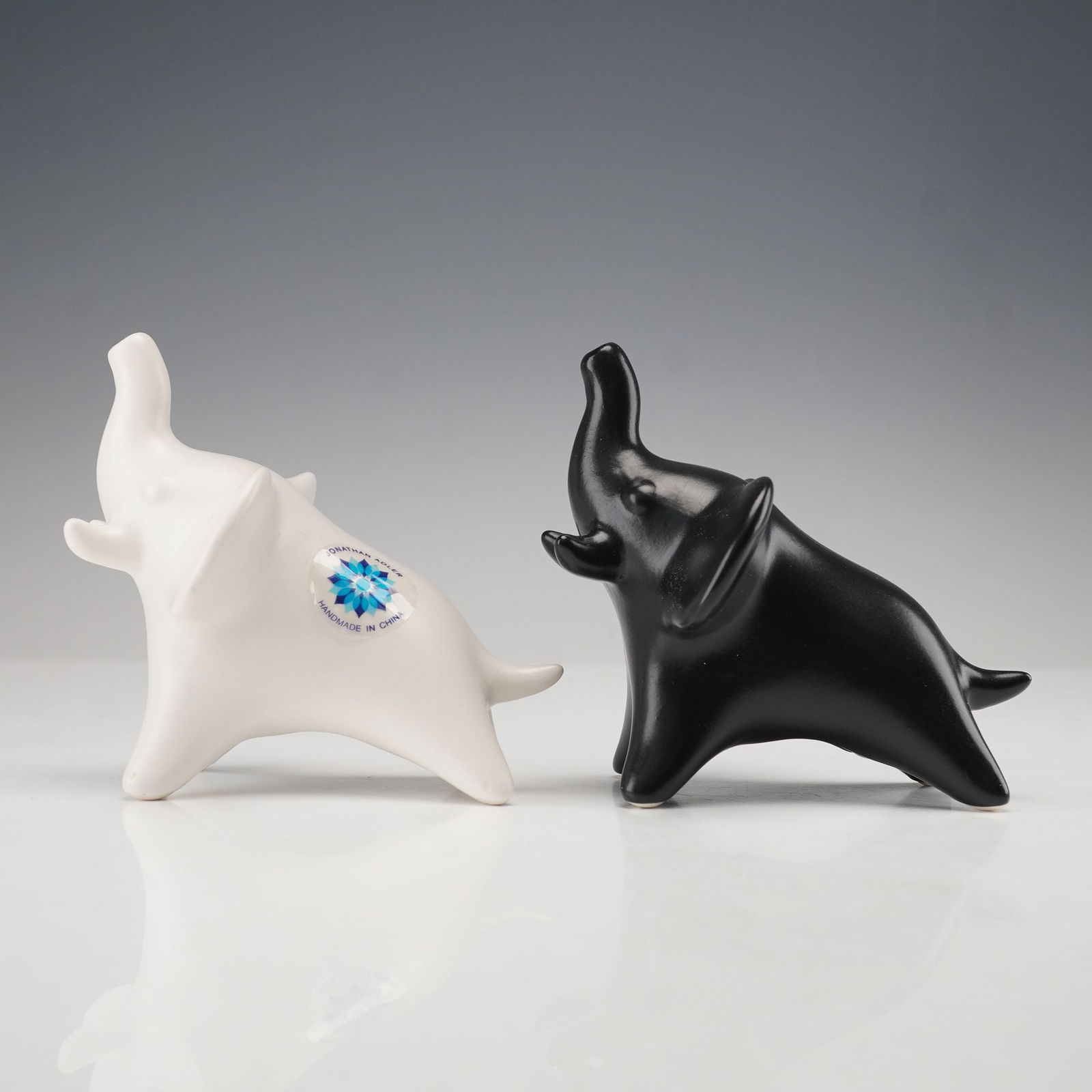 2pc Jonathan Adler Elephant Salt and Pepper Shakers (1 of 5)