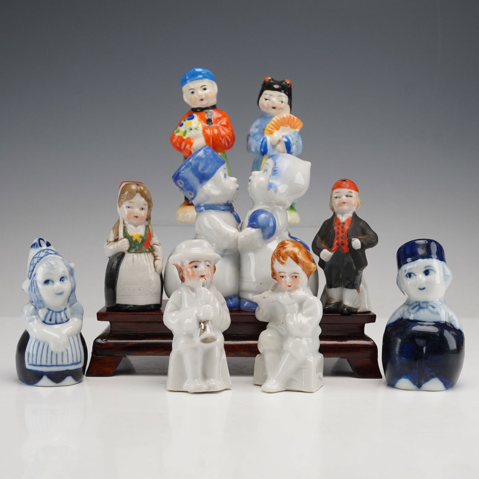 9pc Porcelain Figurines and Salt Pepper Shakers (1 of 8)