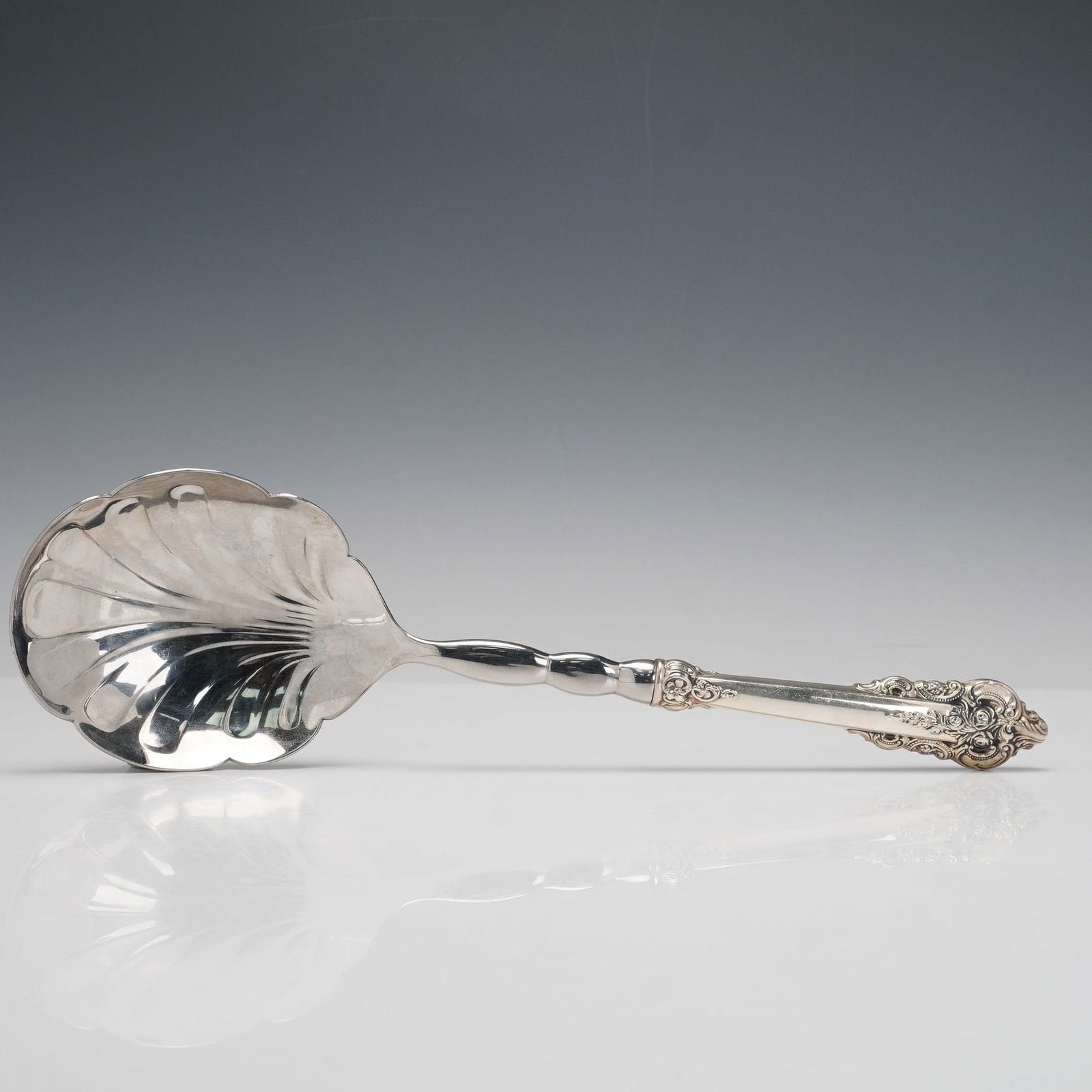 Wallace Sterling Silver Serving Utensil, Scalloped Spoon (1 of 8)