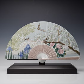 Lladro Figural Fan, Iris and Cherry Flowers 1001936 with Base