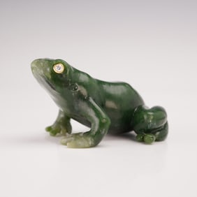 Russian Spinach Jade Carved Frog with Diamond Eyes