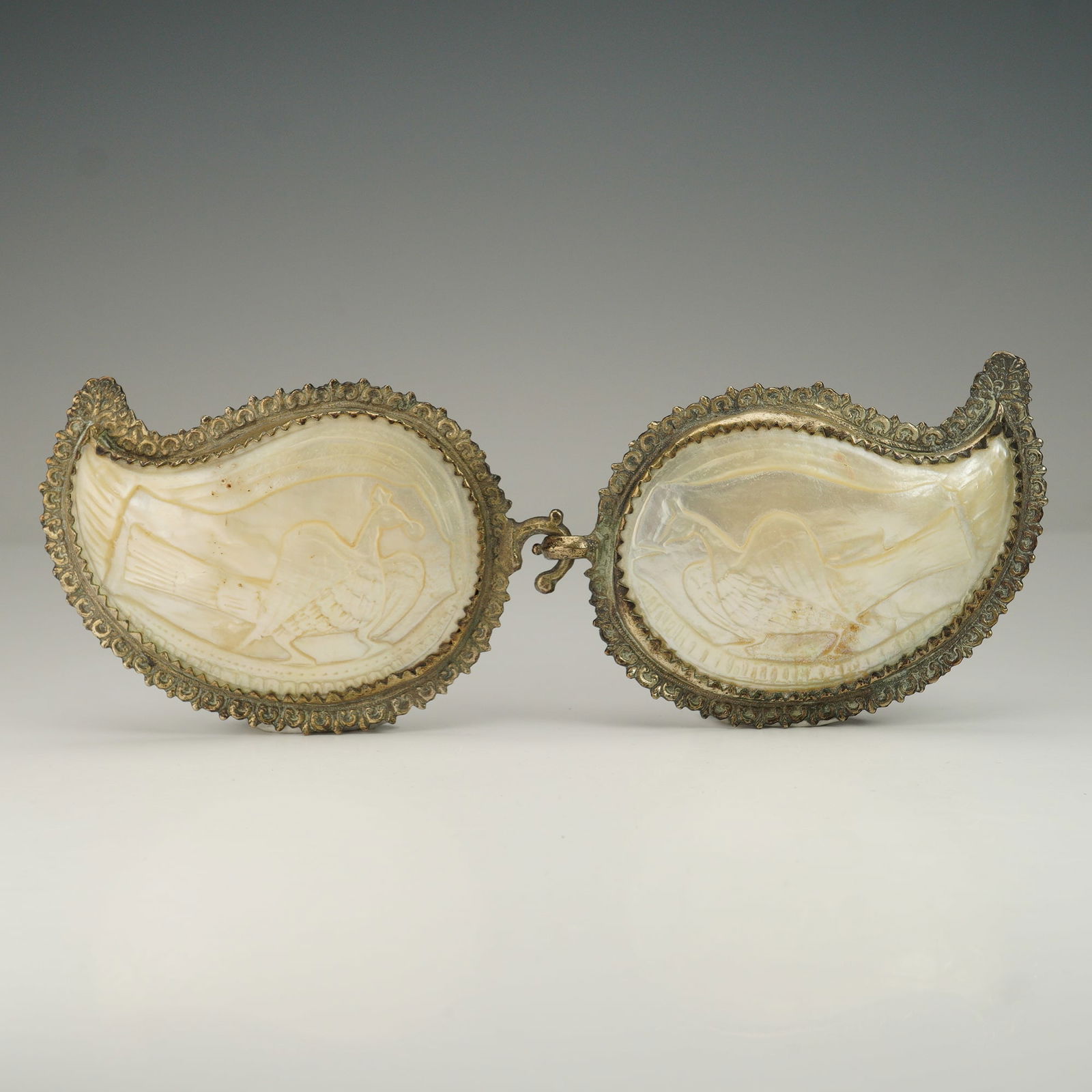 2pc Indian Mother of Pearl and Metal Peacock Belt Buckle Set (1 of 8)