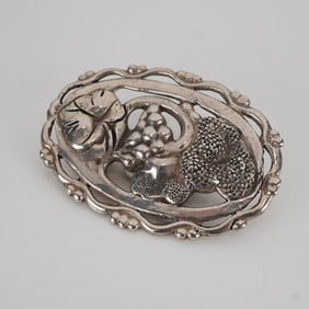 Sterling Silver Grapevine Brooch Pin