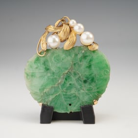 Chinese 14K Gold Mounted Jadeite and Pearl Pendant