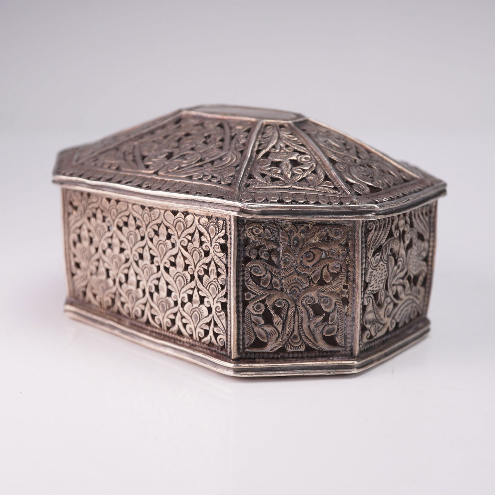 Indian Silver Pierced Floral and Foliate Octagon Box (1 of 6)