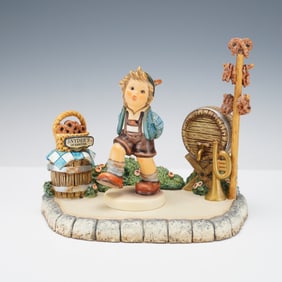 2pc Goebel Hummel Figurine Set, Marktplatz w/ Alpine Dancer Limited Edition