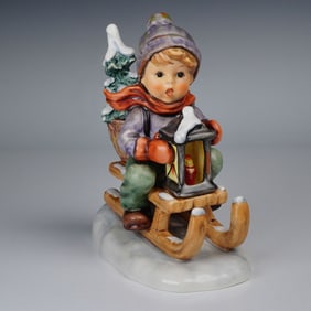 Goebel Hummel Porcelain Figurine, Ride into Christmas 726